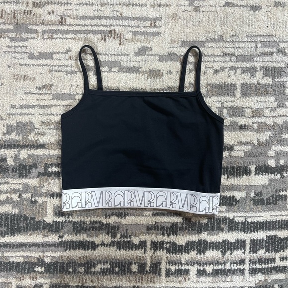 Grove Black & White Crop Top - Picture 2 of 8